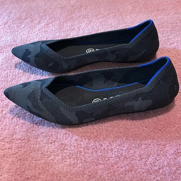 Rothy’s retired The Point Flats Black/Grey Camo - Picture 5 of 17
